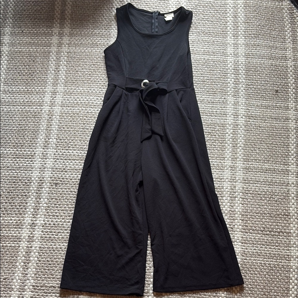 Black Sleeveless Capri Wide Leg Jumpsuit